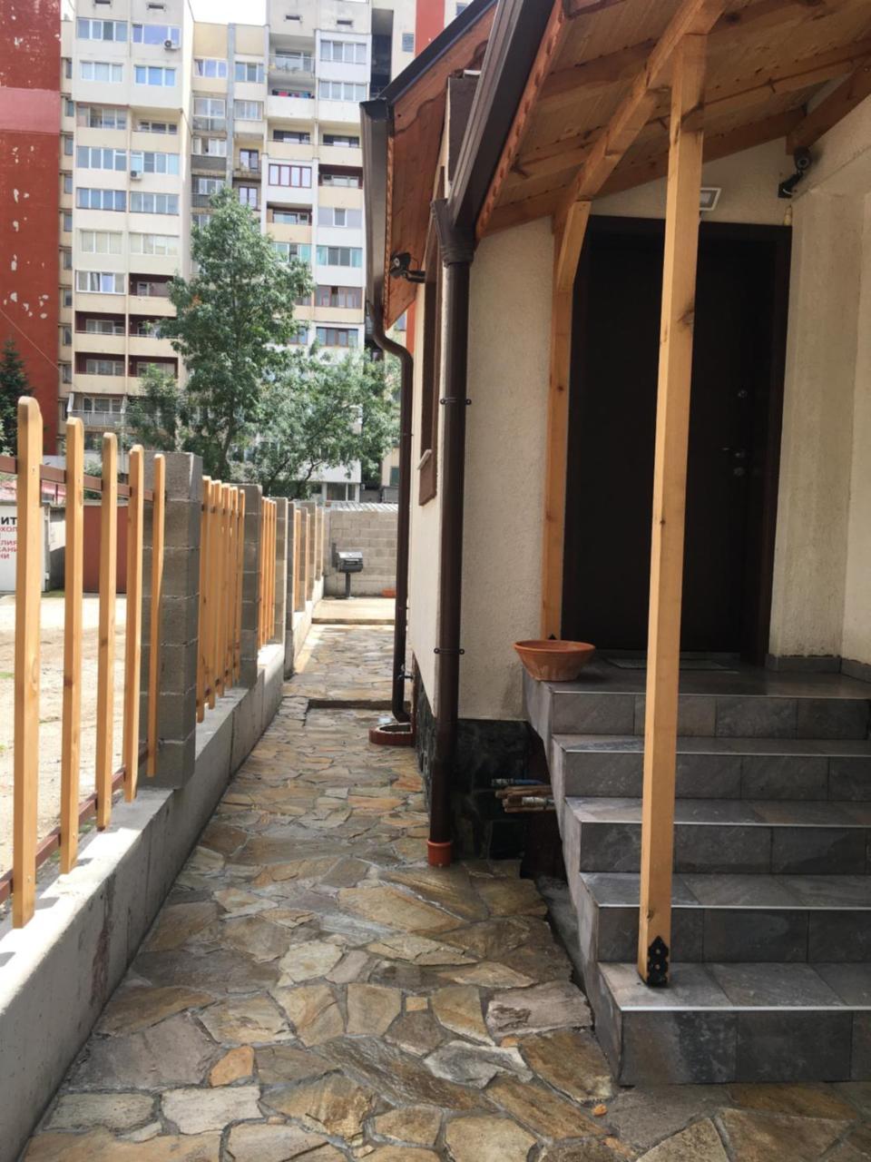 Sofia Family House - Free Parking Hotel Buitenkant foto