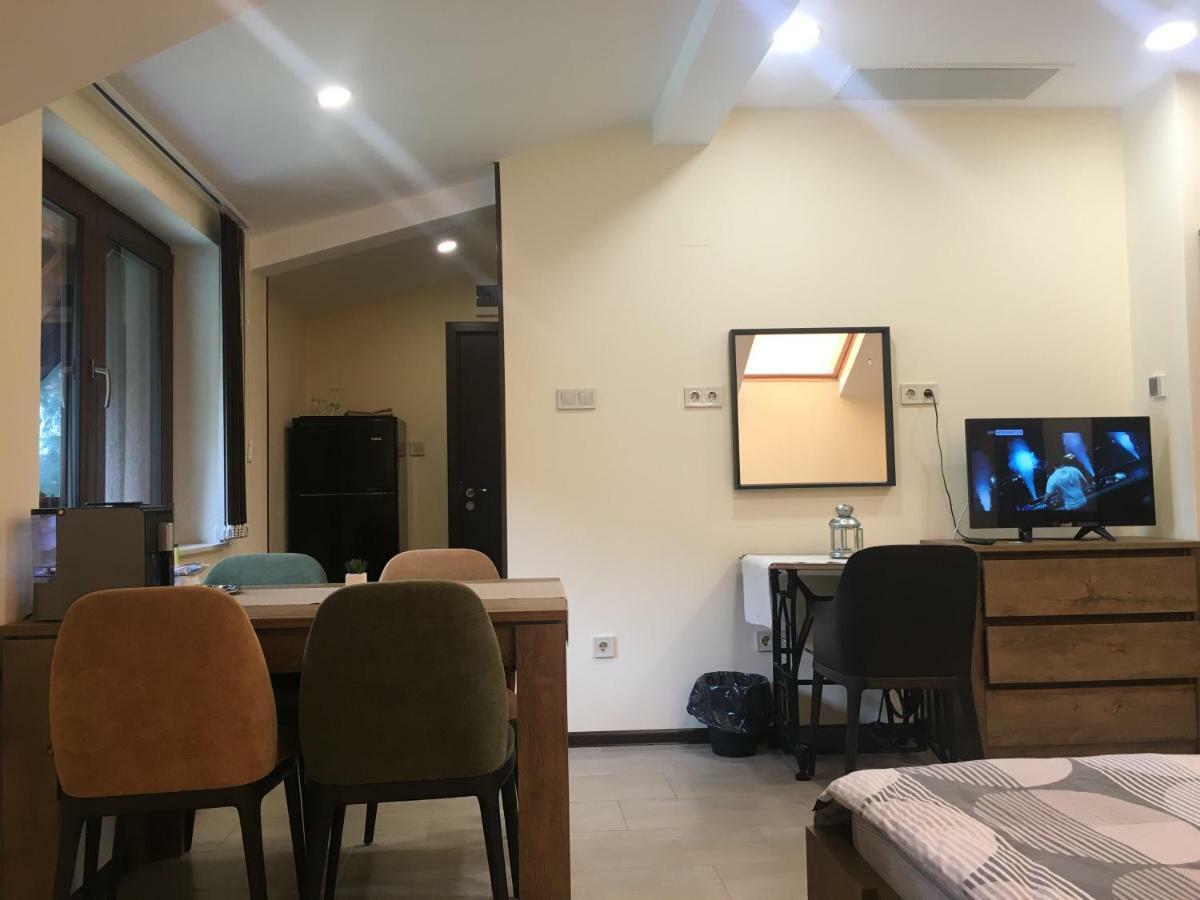 Sofia Family House - Free Parking Hotel Buitenkant foto
