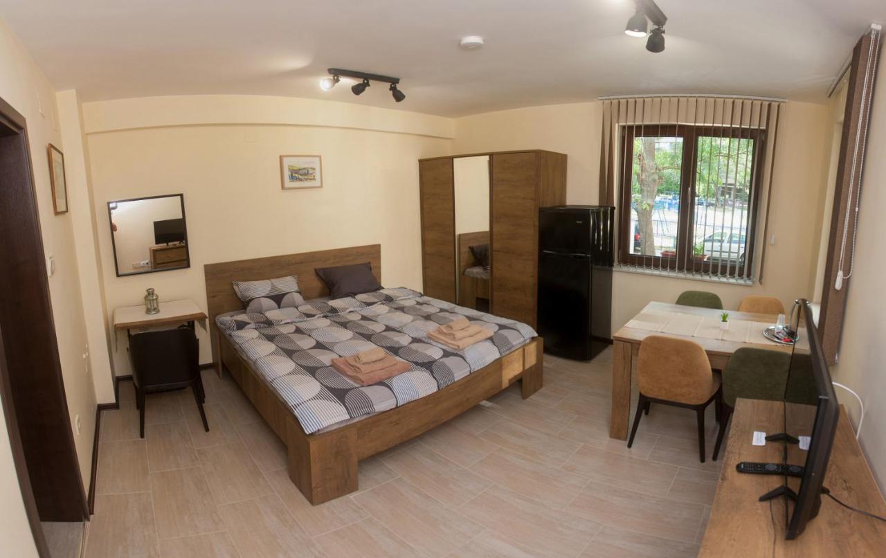 Sofia Family House - Free Parking Hotel Buitenkant foto