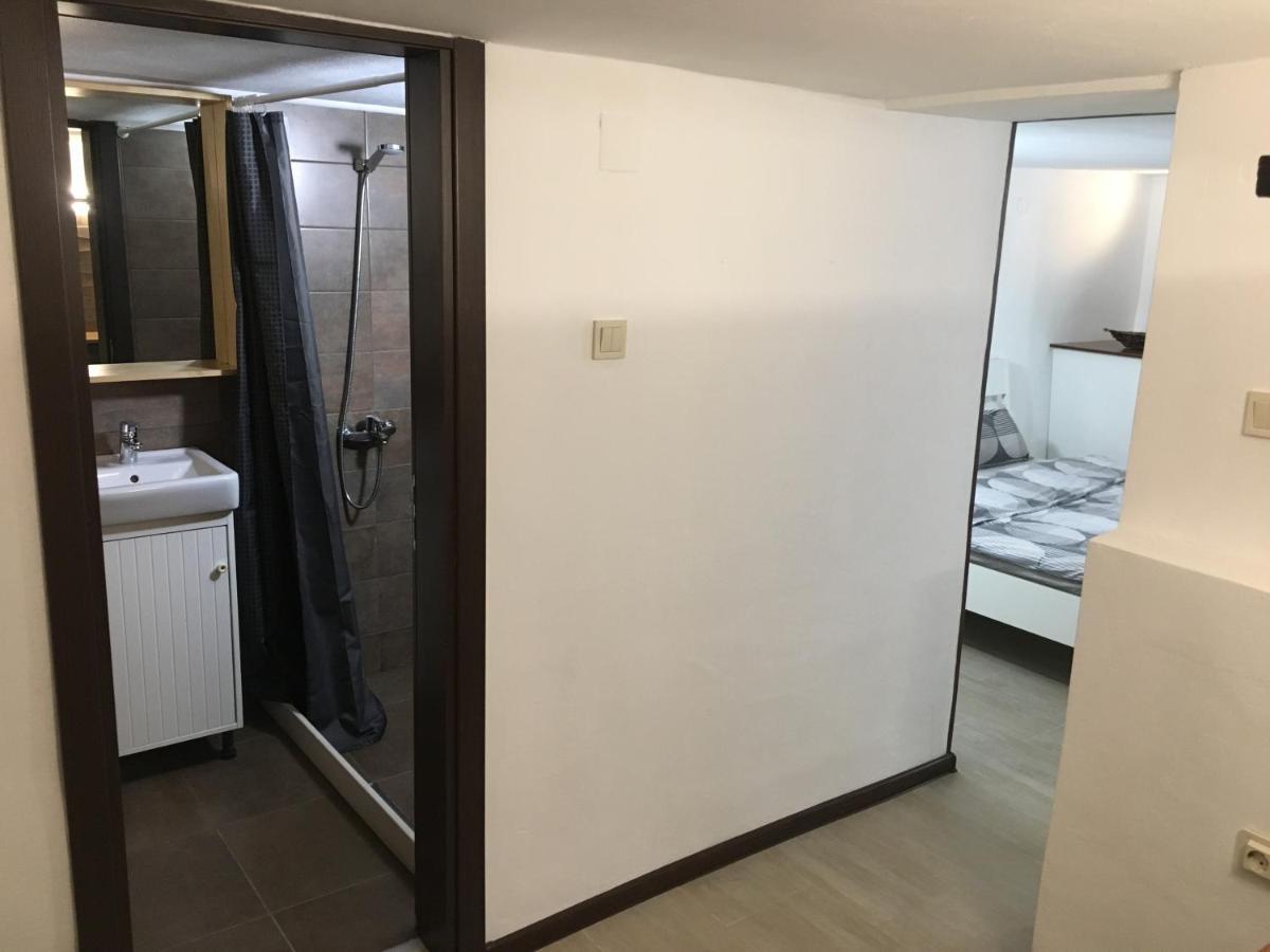 Sofia Family House - Free Parking Hotel Buitenkant foto